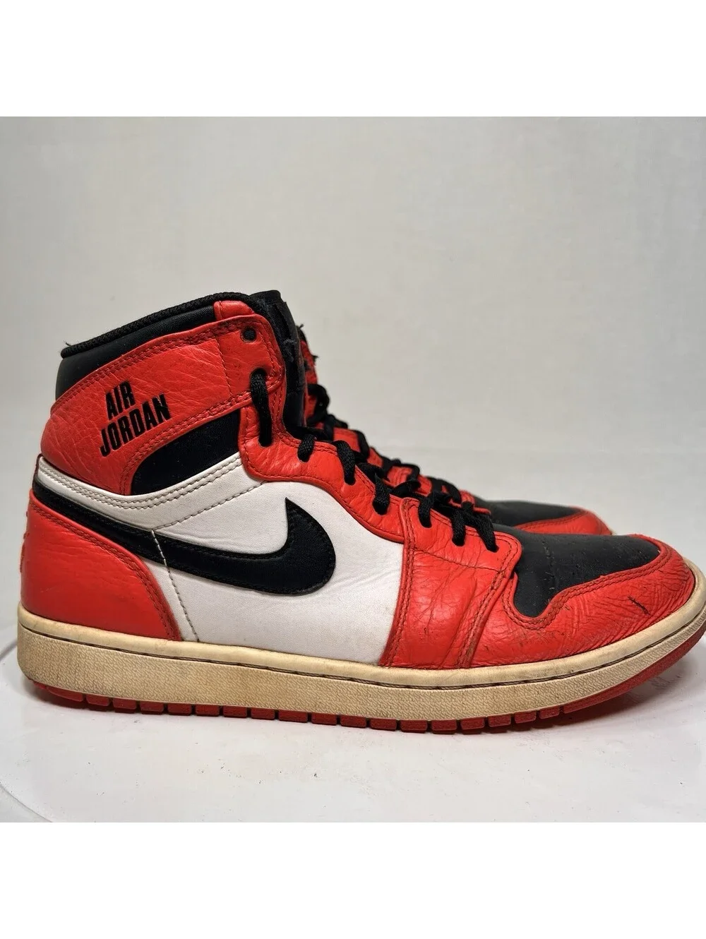 Nike Air Jordan 1 Retro High Rare Air Max Orange Size 9.5 Men’s Sneakers